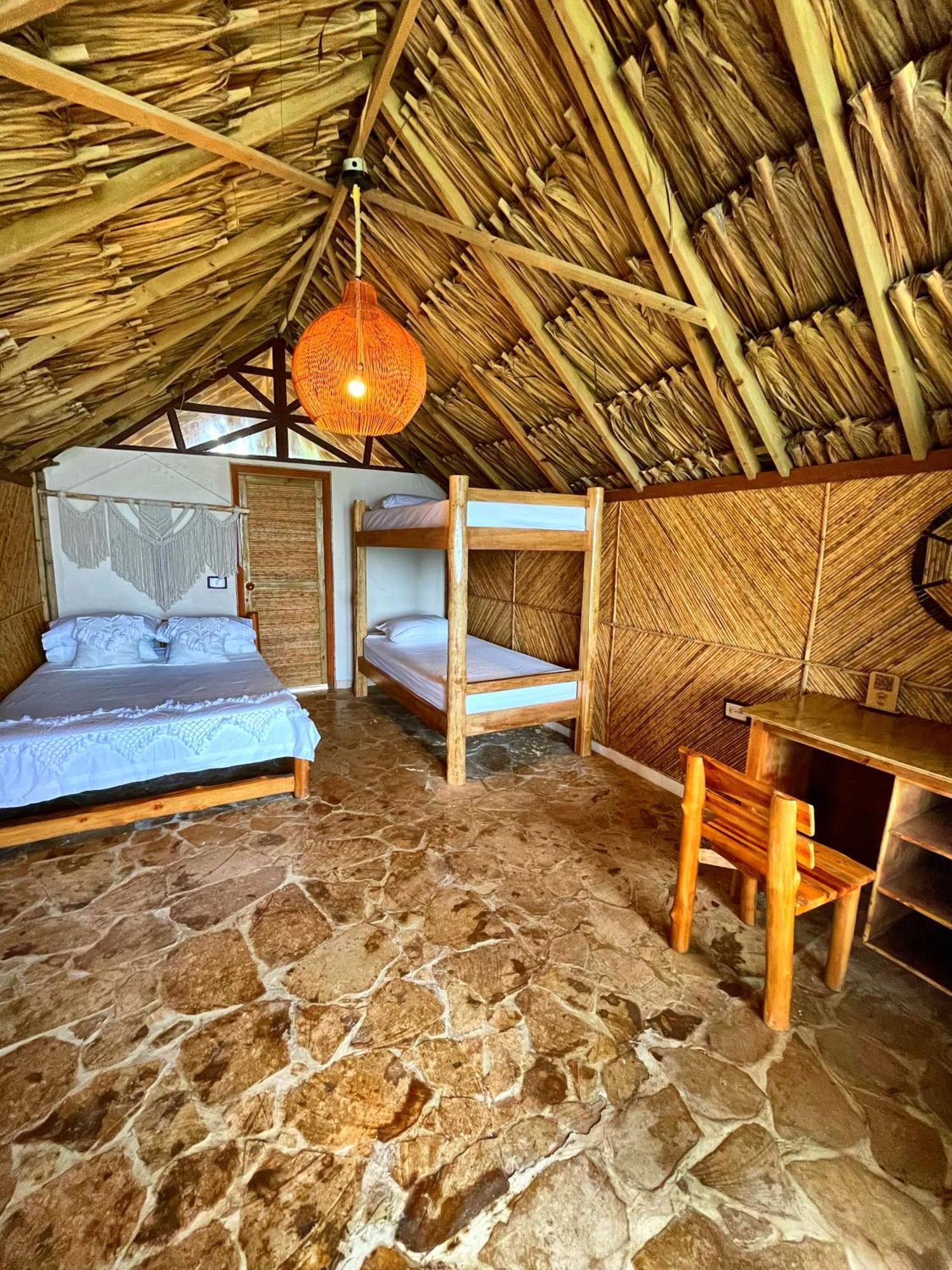 Hotel Остров Мукура Экстерьер фото